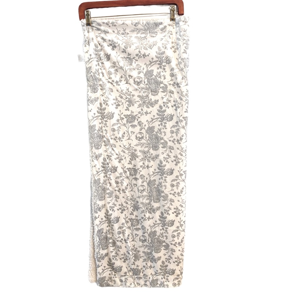 Nicole Miller Gray and White Floral Mink/Faux Shearling Baby Blanket 30x40”